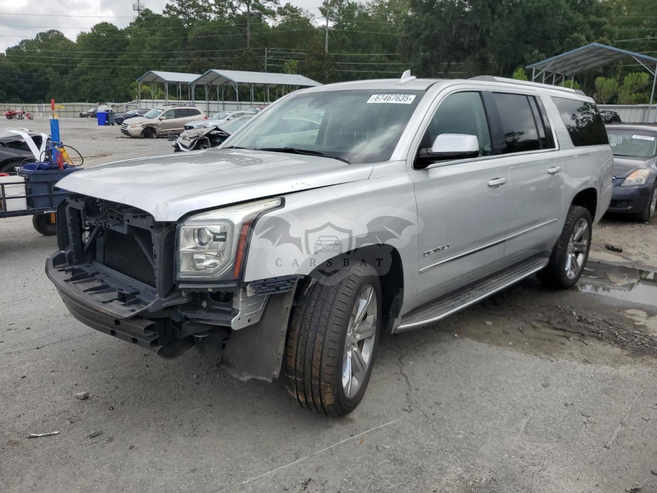 GMC Yukon DENALI 6.2L  8 2016