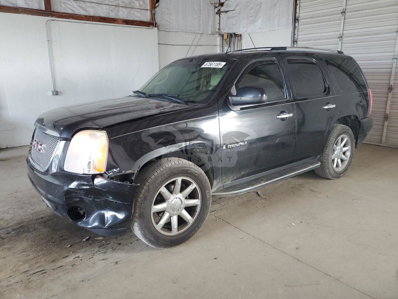 GMC Yukon DENALI 6.2L  8 2008