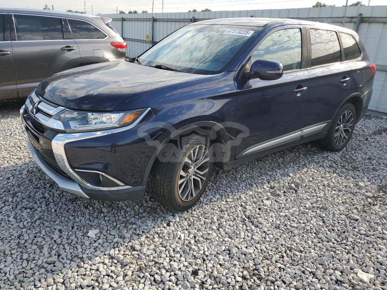 Mitsubishi Outlander SE 2.4L  4 2017