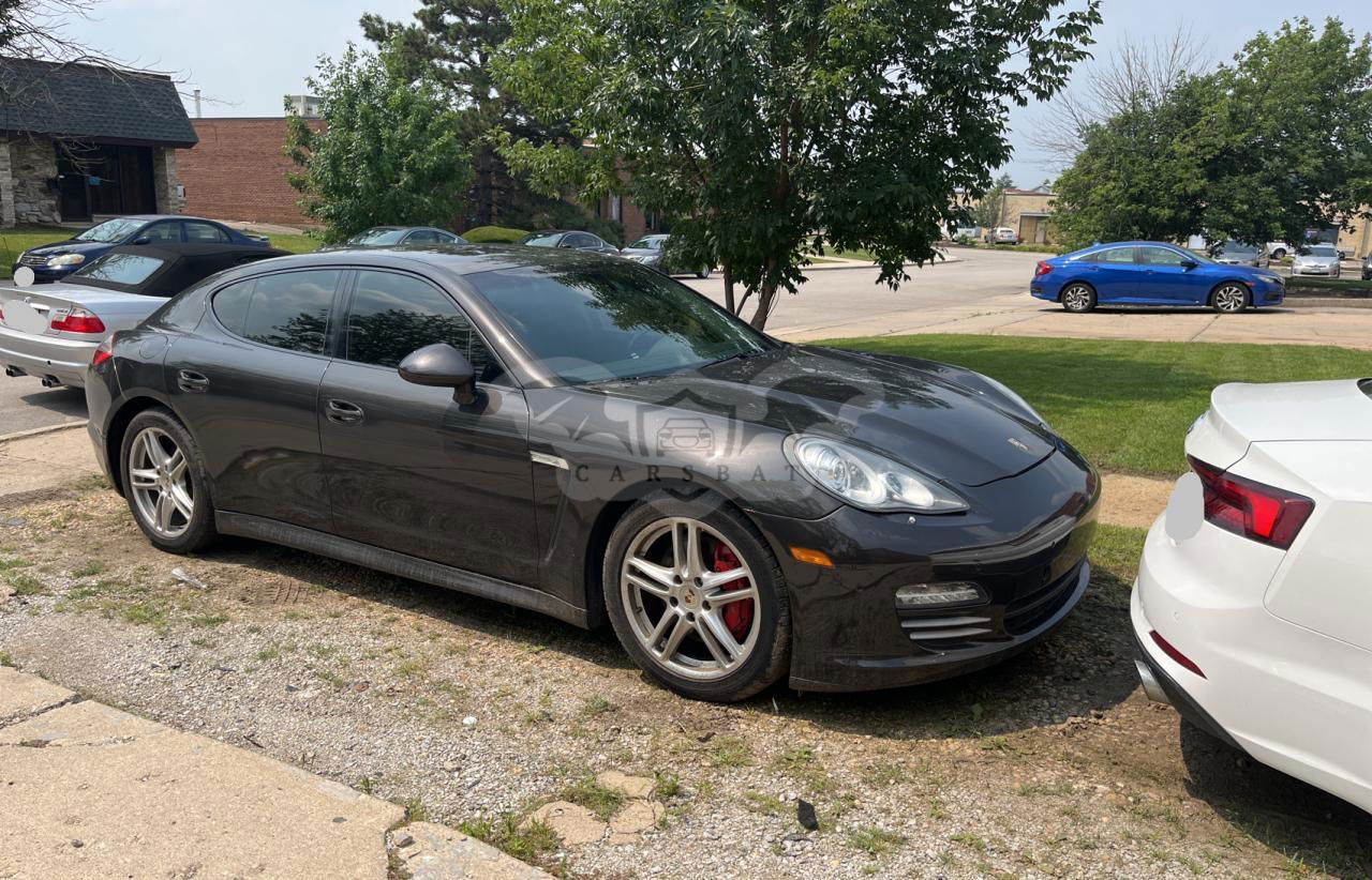 Porsche Panamera 2 3.6L  6 2012