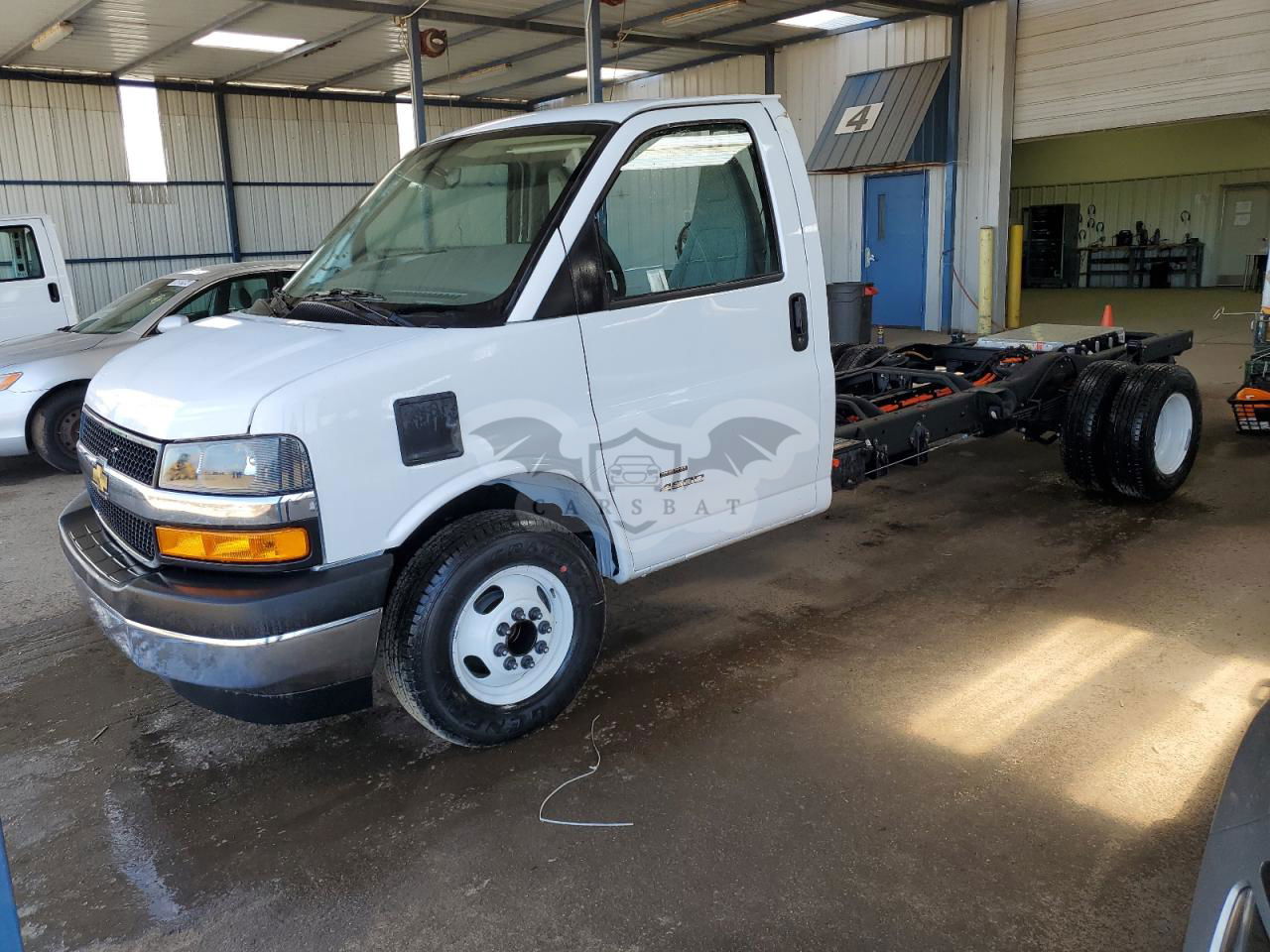 Chevrolet Express 6.6L  8 2023