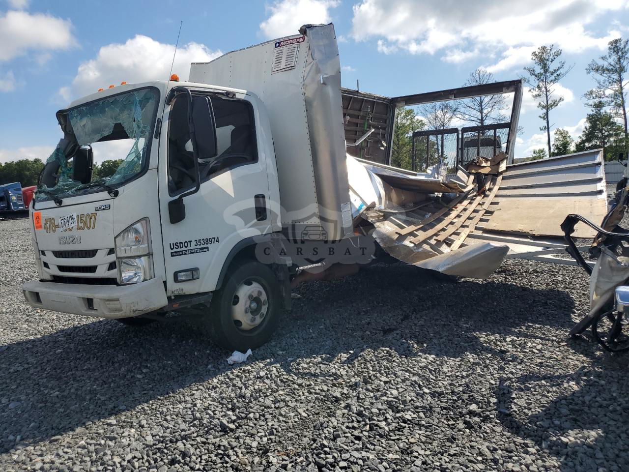 Isuzu NPR 6.6L  8 2020