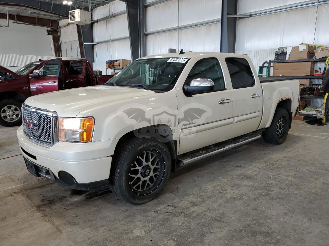 GMC Sierra K1500 DENALI 6.2L  8 2012