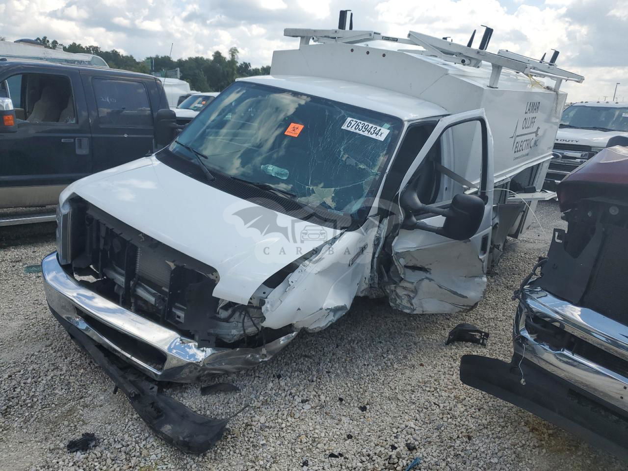 Ford Econoline E350 SUPER DUTY CUTAWAY VAN 7.3L  8 2022