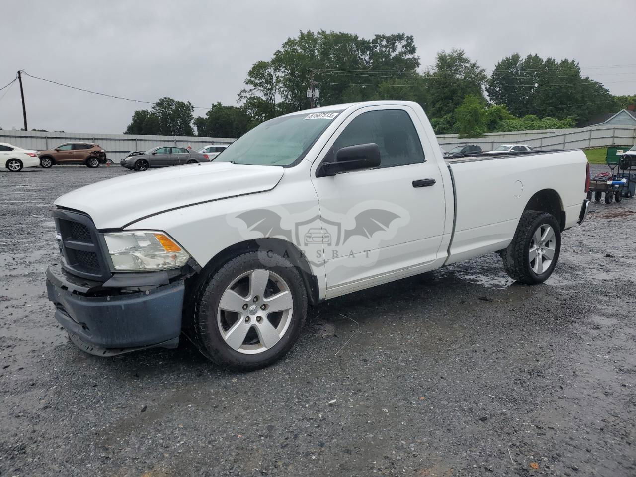 Dodge RAM ST 4.7L  8 2012