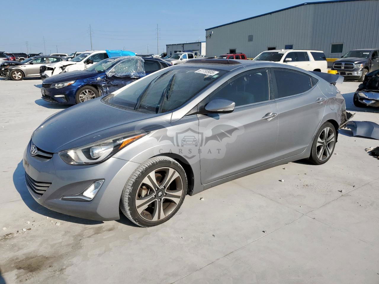 Hyundai Elantra SE 2.0L  4 2015