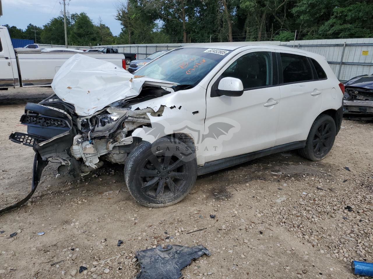 Mitsubishi Outlander ES 2.0L  4 2014