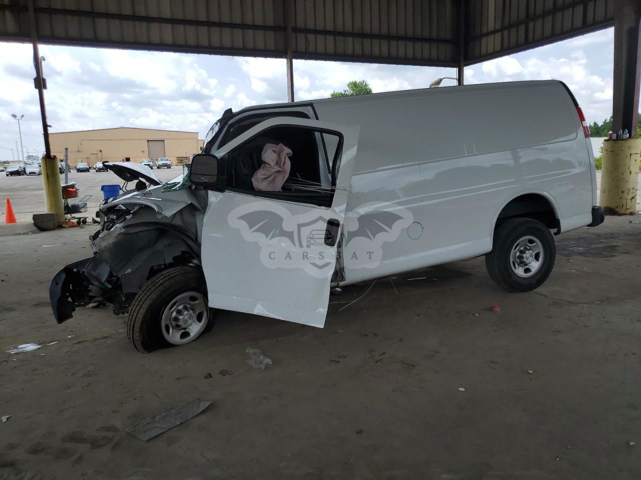 Chevrolet Express 4.3L  6 2020
