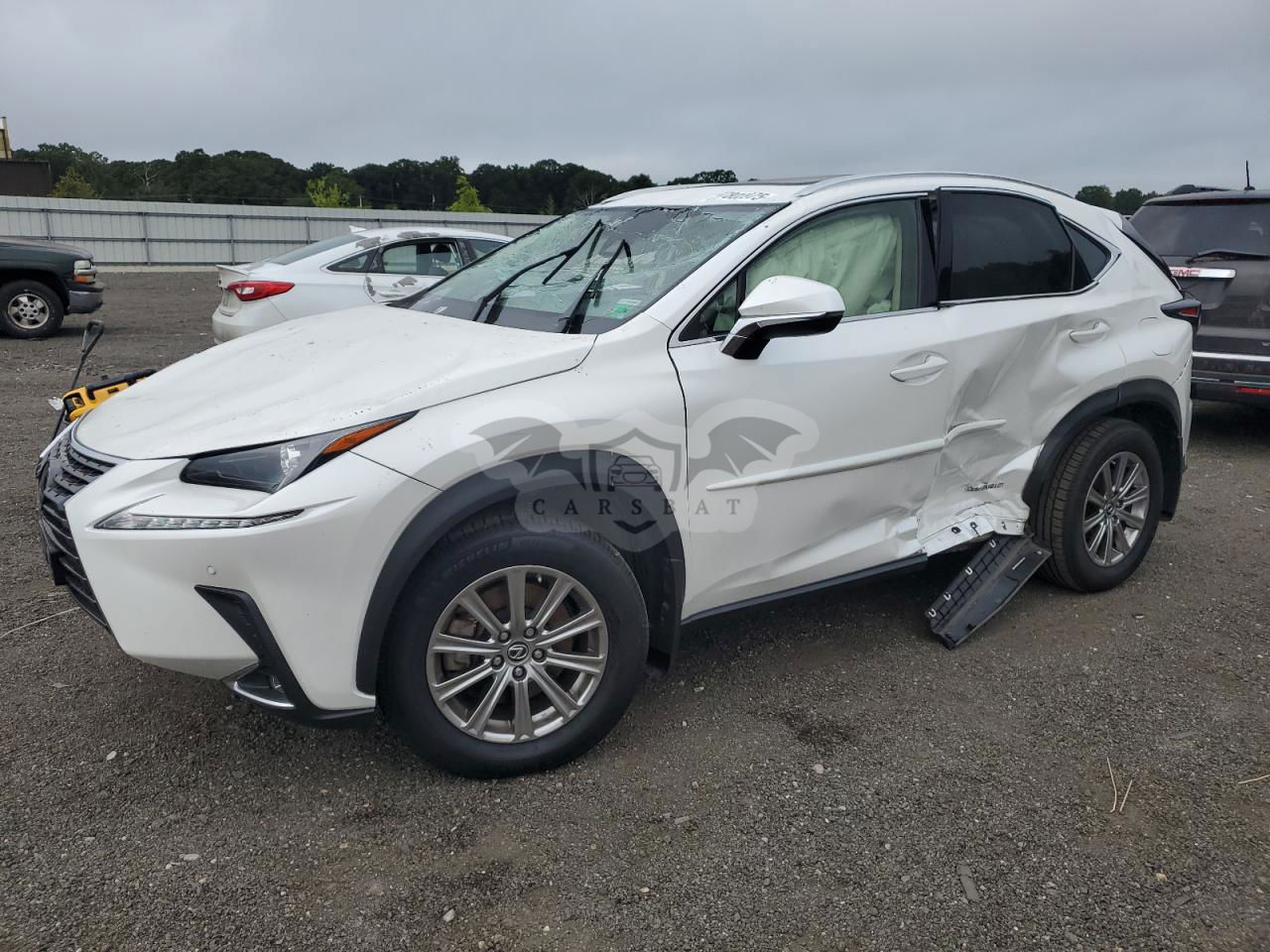 Lexus NX 300H BASE 2.5L  4 2021
