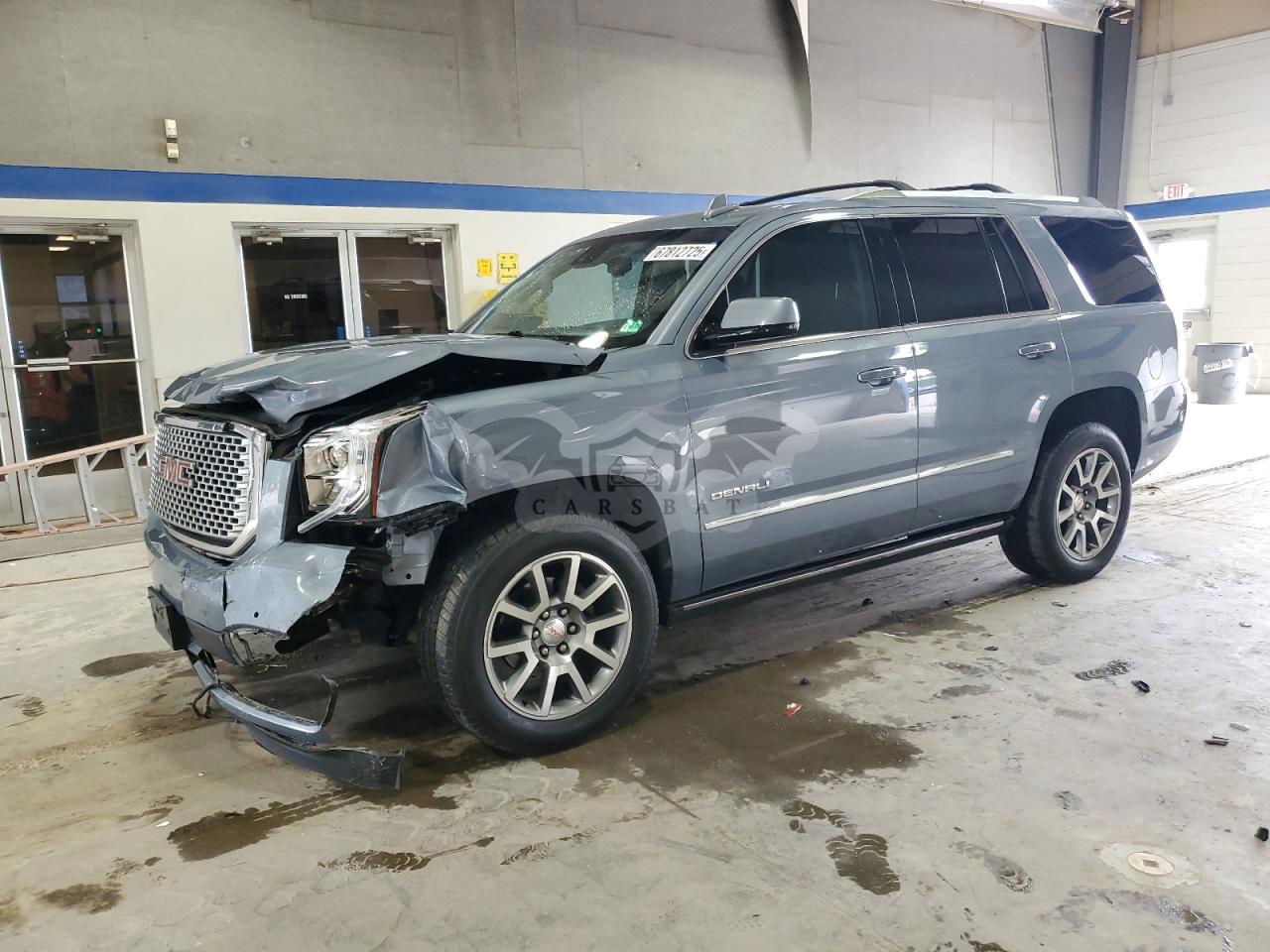 GMC Yukon DENALI 6.2L  8 2016