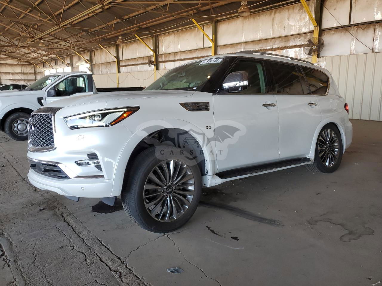 Infiniti QX80 LUXE 5.6L  8 2020