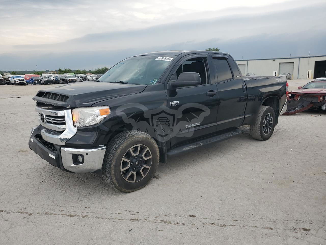 Toyota Tundra DOUBLE CAB SR 5.7L  8 2016