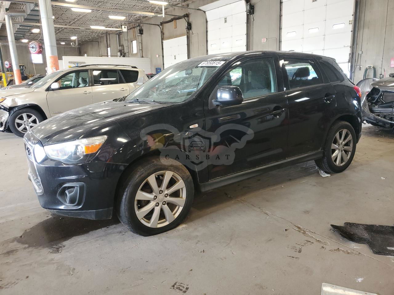 Mitsubishi Outlander ES 2.0L  4 2013