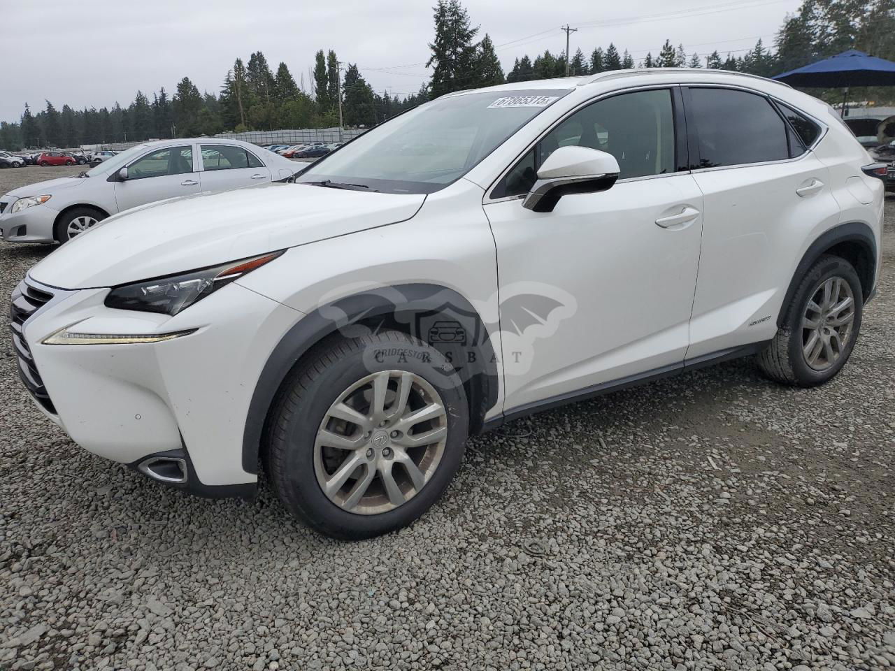 Lexus NX 300H 2.5L  4 2015