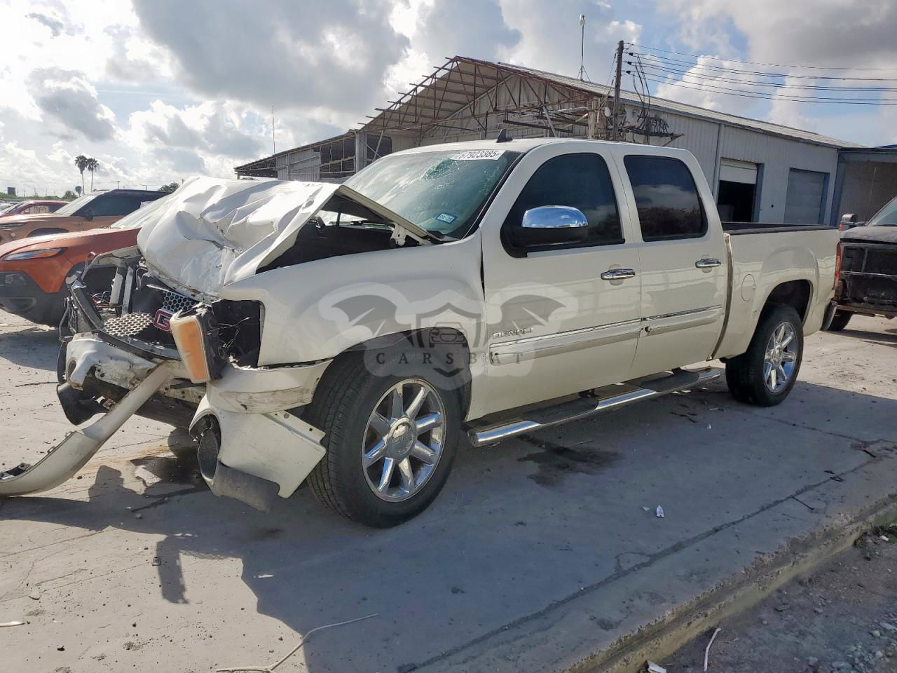 GMC Sierra K1500 DENALI 6.2L  8 2013
