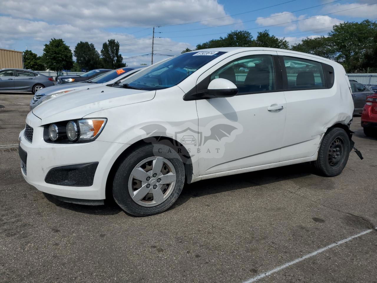 Chevrolet Aveo (Sonic) LS 1.8L  4 2015