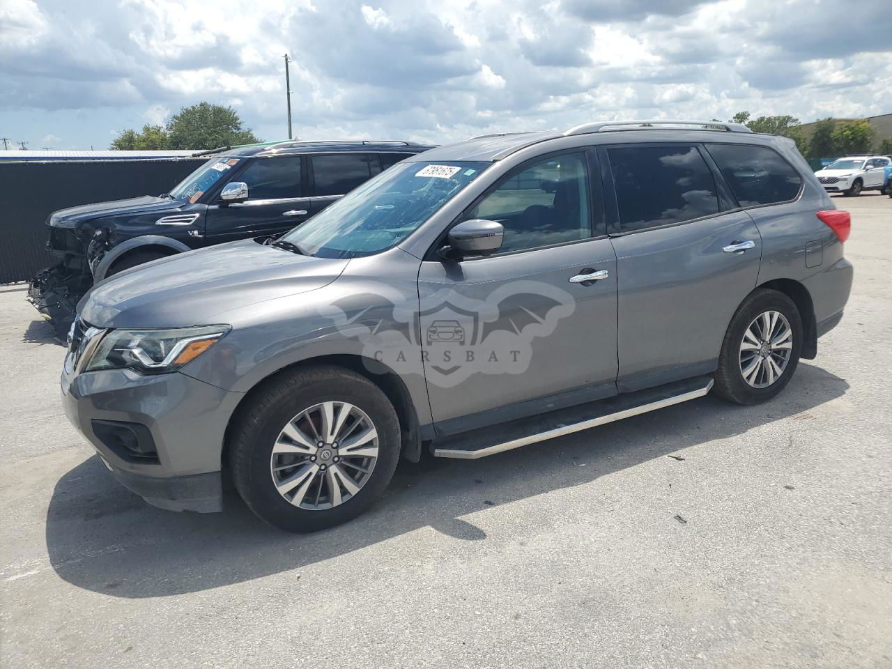 Nissan Pathfinder S 3.5L  6 2019