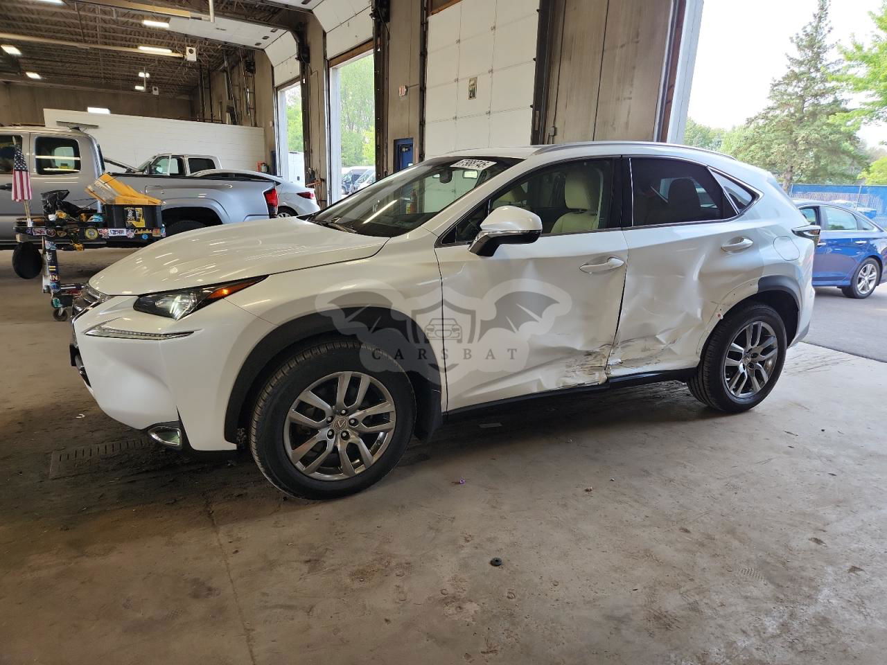 Lexus NX 200T 2.0L  4 2015