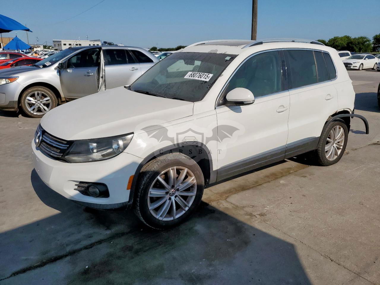 Volkswagen Tiguan S 2.0L  4 2012