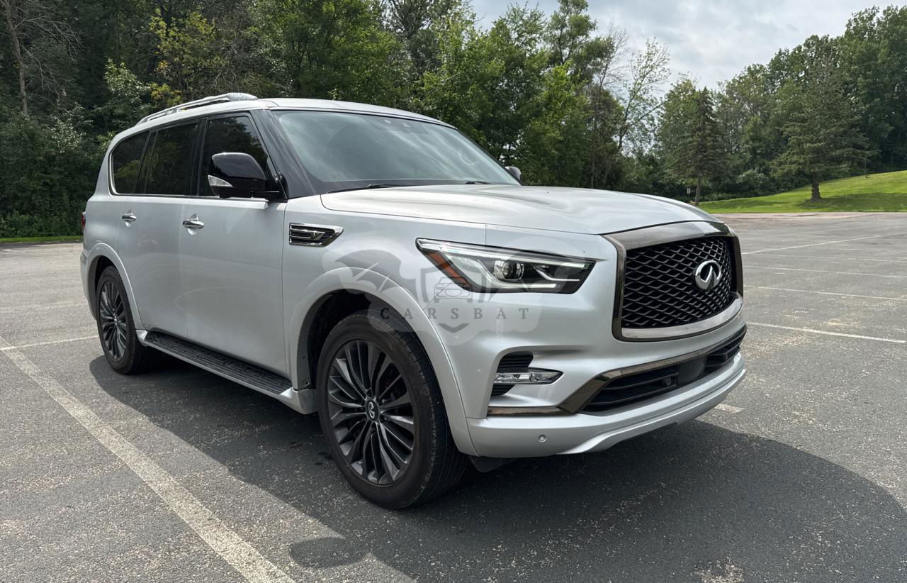 Infiniti QX80 LUXE 5.6L  8 2021