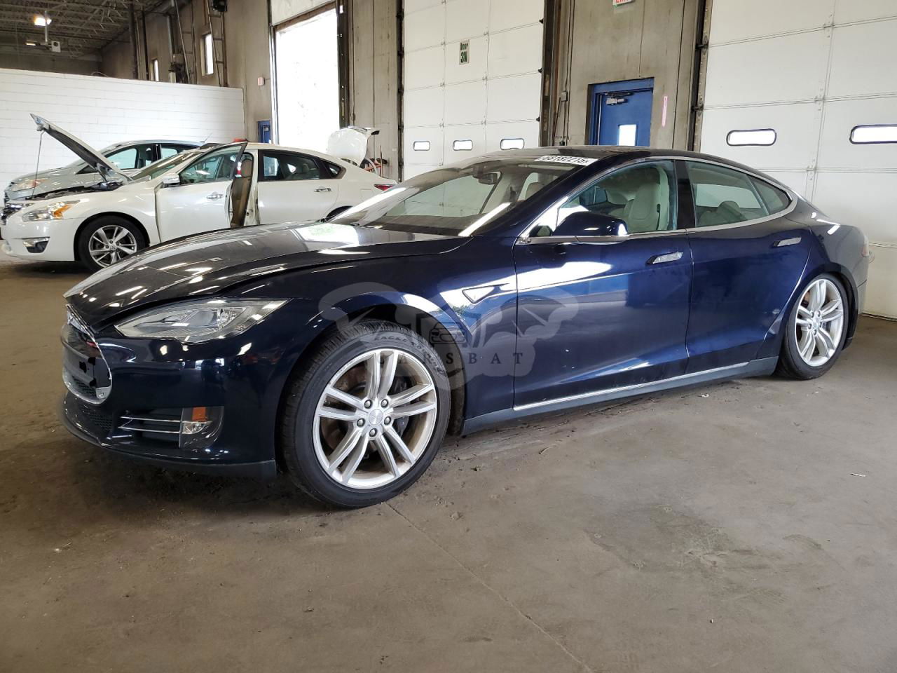 Tesla Model S 2013
