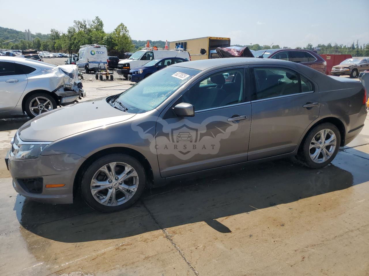 Ford Fusion SE 2.5L  4 2012