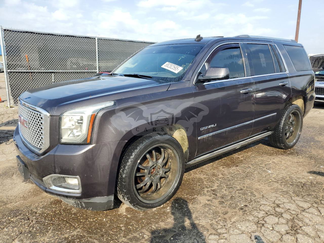 GMC Yukon DENALI 6.2L  8 2015