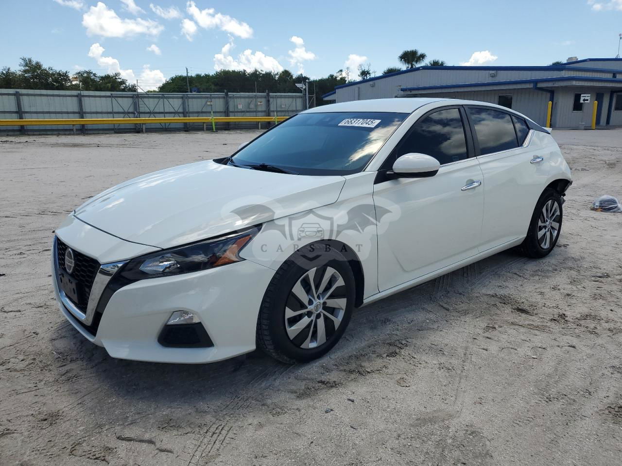 Nissan Altima S 2.5L  4 2022