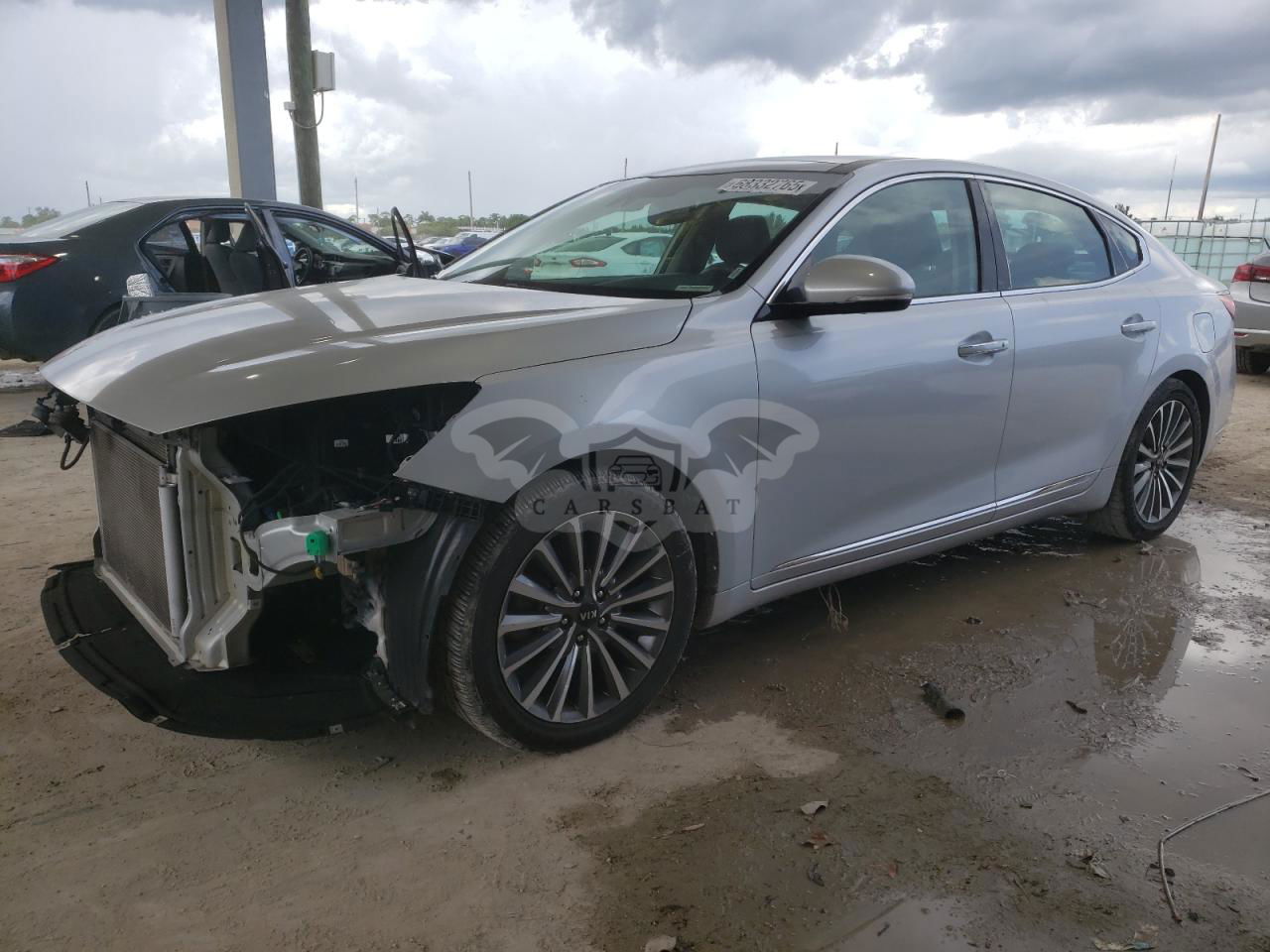 Kia Cadenza PREMIUM 3.3L  6 2017