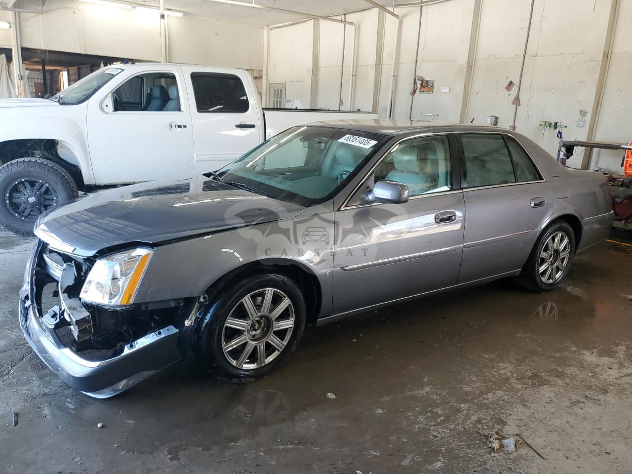 Cadillac DTS 4.6L  8 2007