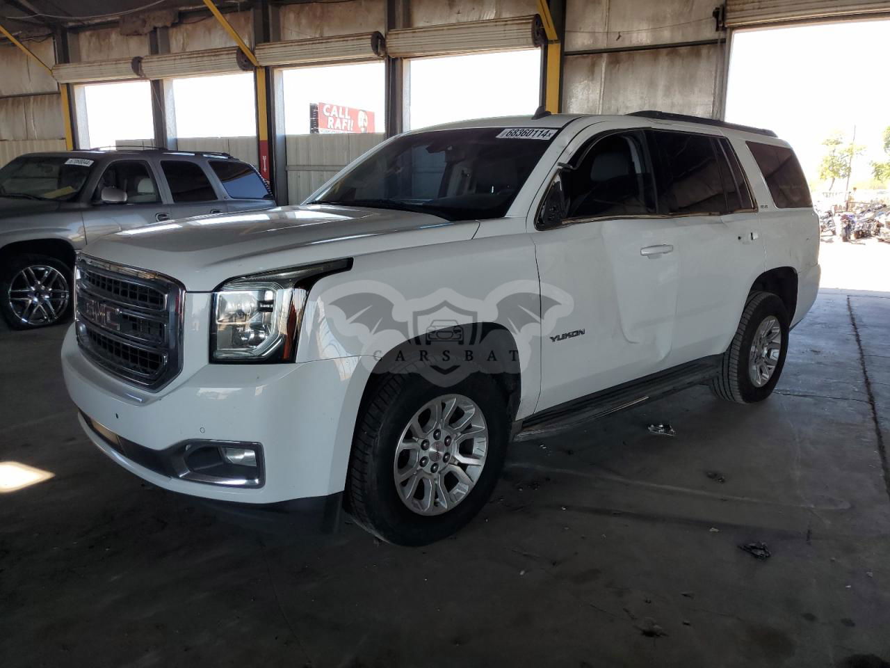 GMC Yukon SLE 5.3L  8 2015