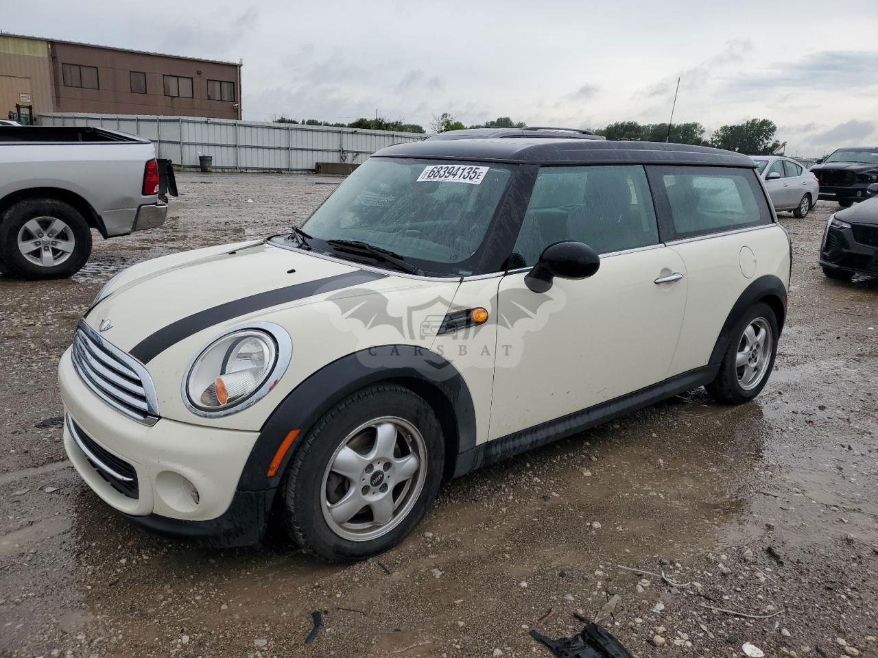 Mini Cooper CLUBMAN 1.6L  4 2011