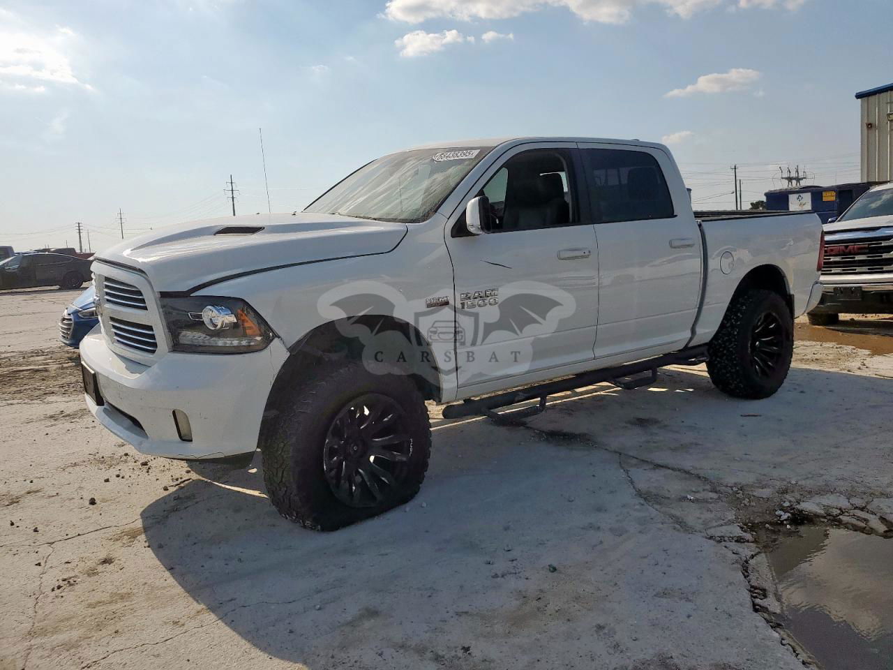 RAM 1500 SPORT 5.7L  8 2015