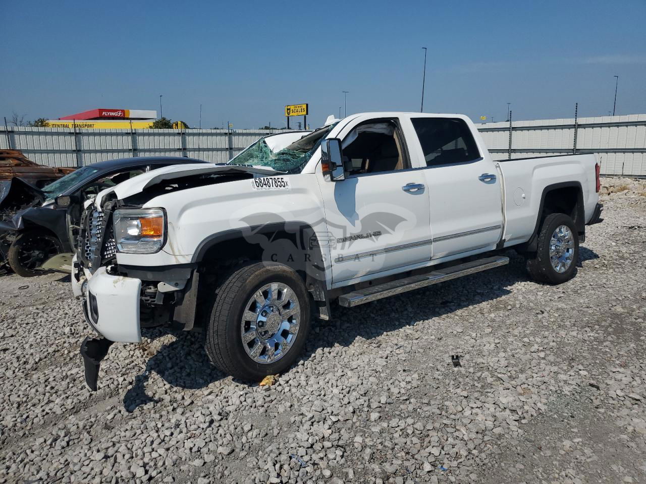 GMC Sierra K2500 DENALI 6.6L  8 2016