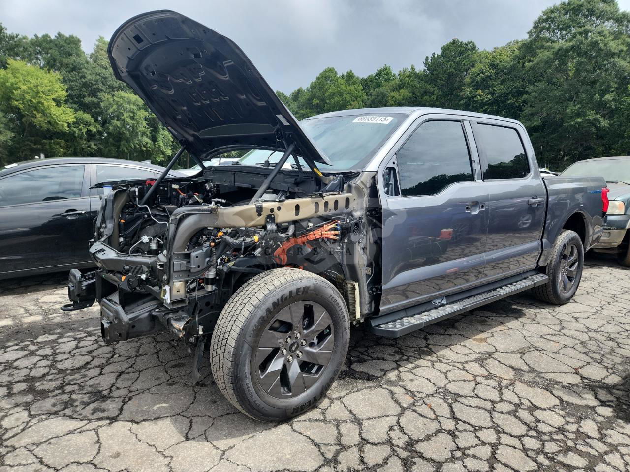 Ford F-150 LIGHTNING PRO 2023