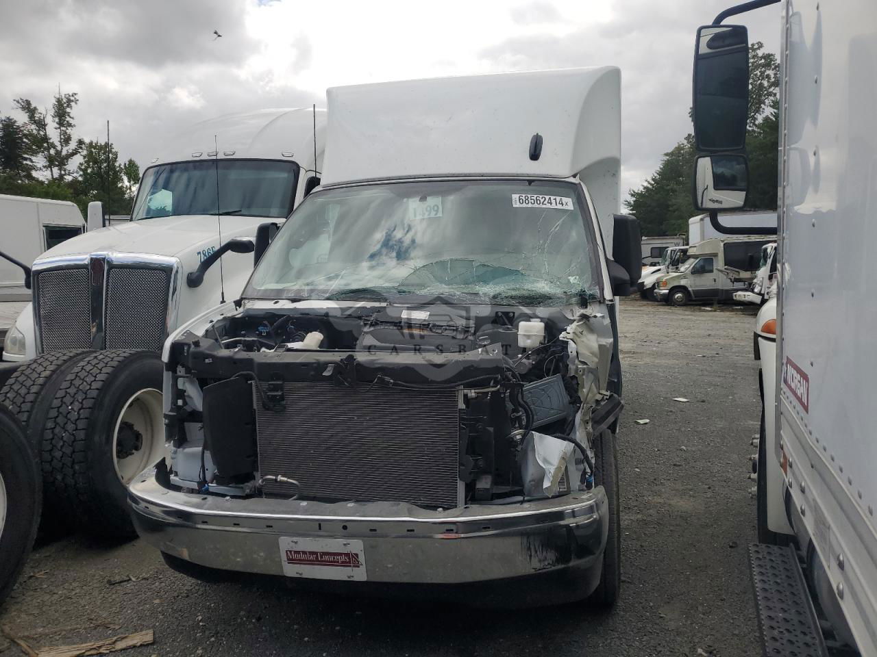Chevrolet Express 6.6L  8 2023