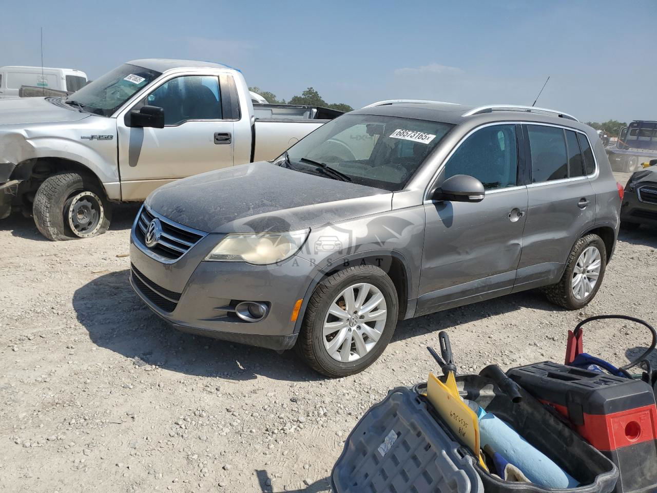 Volkswagen Tiguan SE 2.0L  4 2009