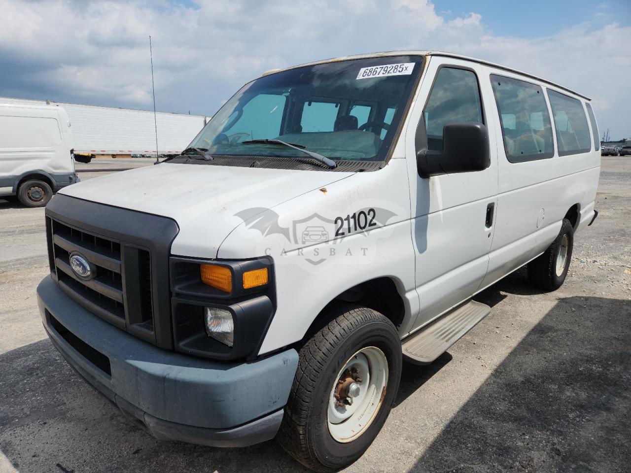 Ford Econoline E350 SUPER DUTY WAGON 5.4L  8 2009