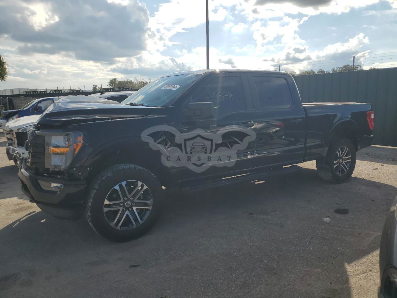 Ford F-150 SUPERCREW 5.0L  8 2023