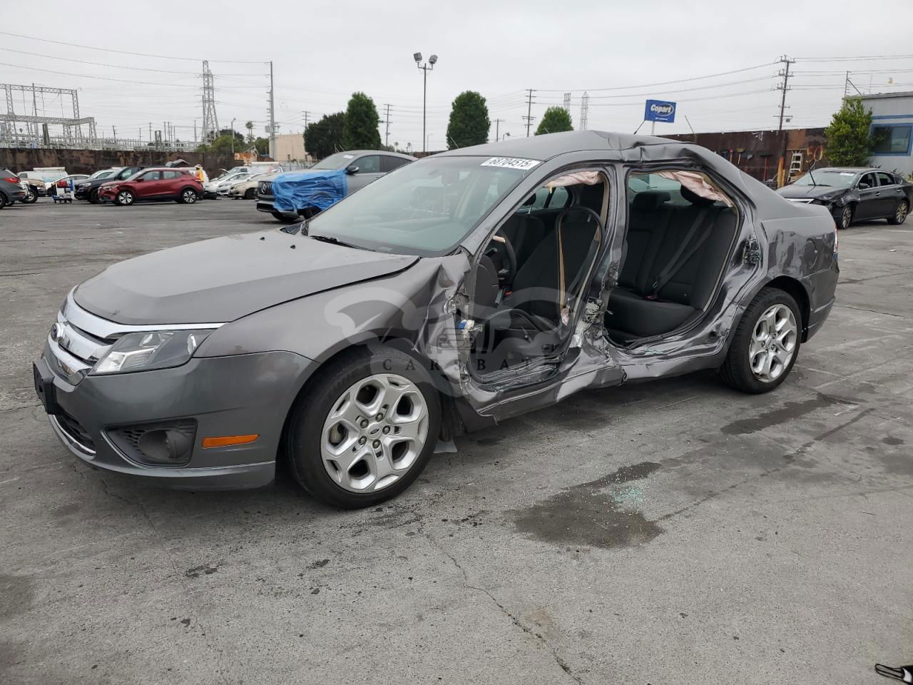 Ford Fusion SE 2.5L  4 2011