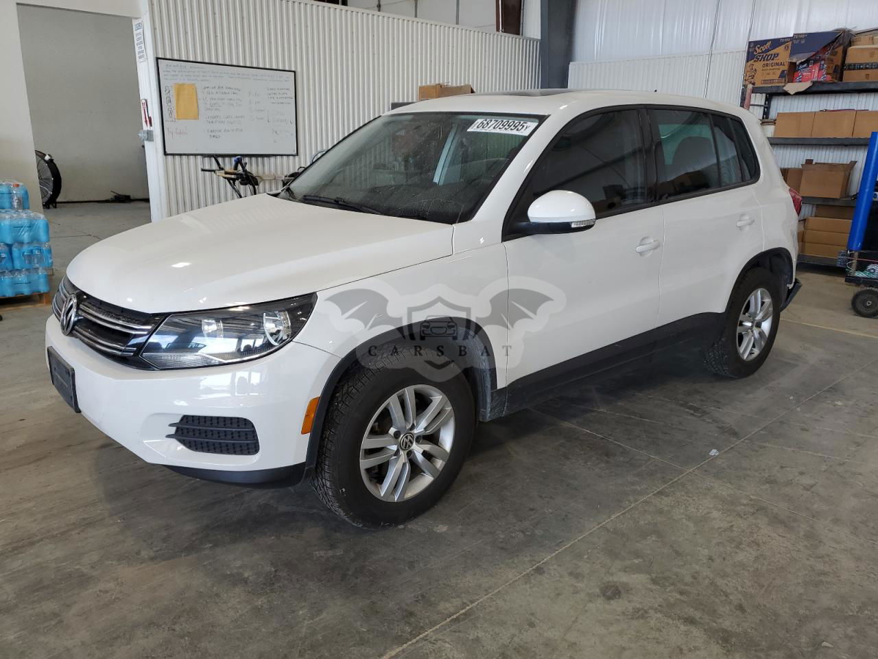 Volkswagen Tiguan S 2.0L  4 2012