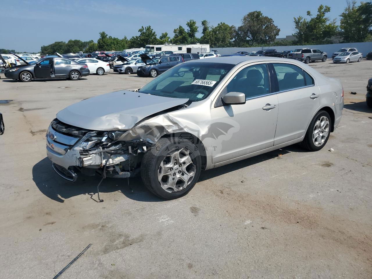 Ford Fusion SE 2.5L  4 2010