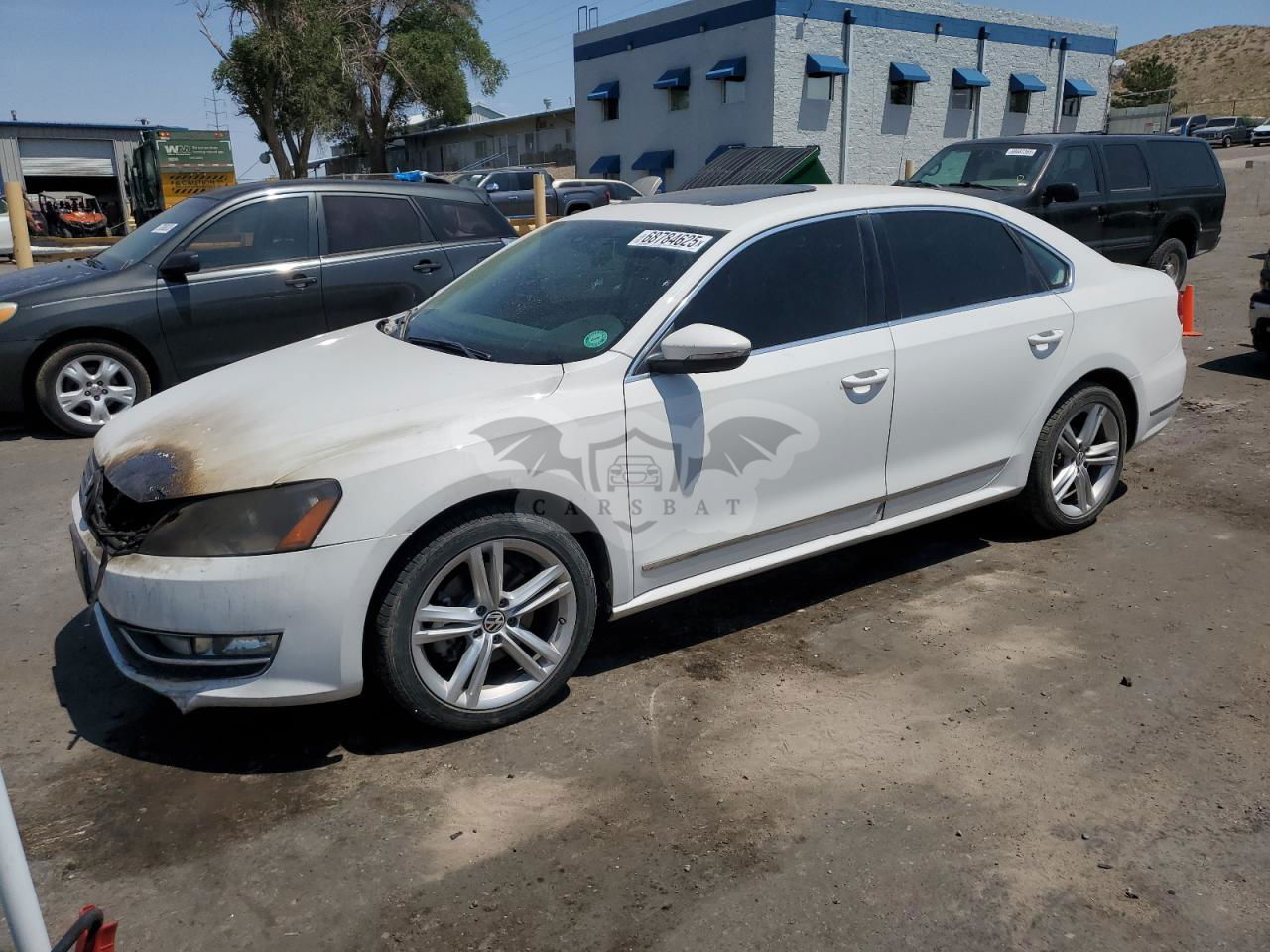 Volkswagen Passat SE 2.0L  4 2012