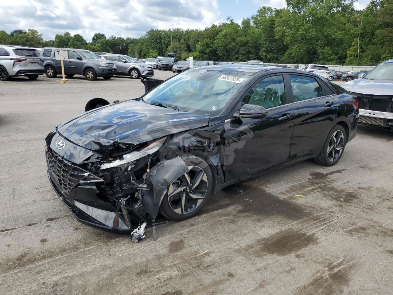 Hyundai Elantra LIMITED 2.0L  4 2023