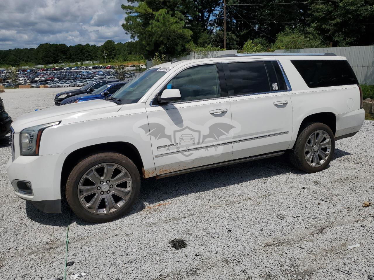GMC Yukon DENALI 6.2L  8 2015