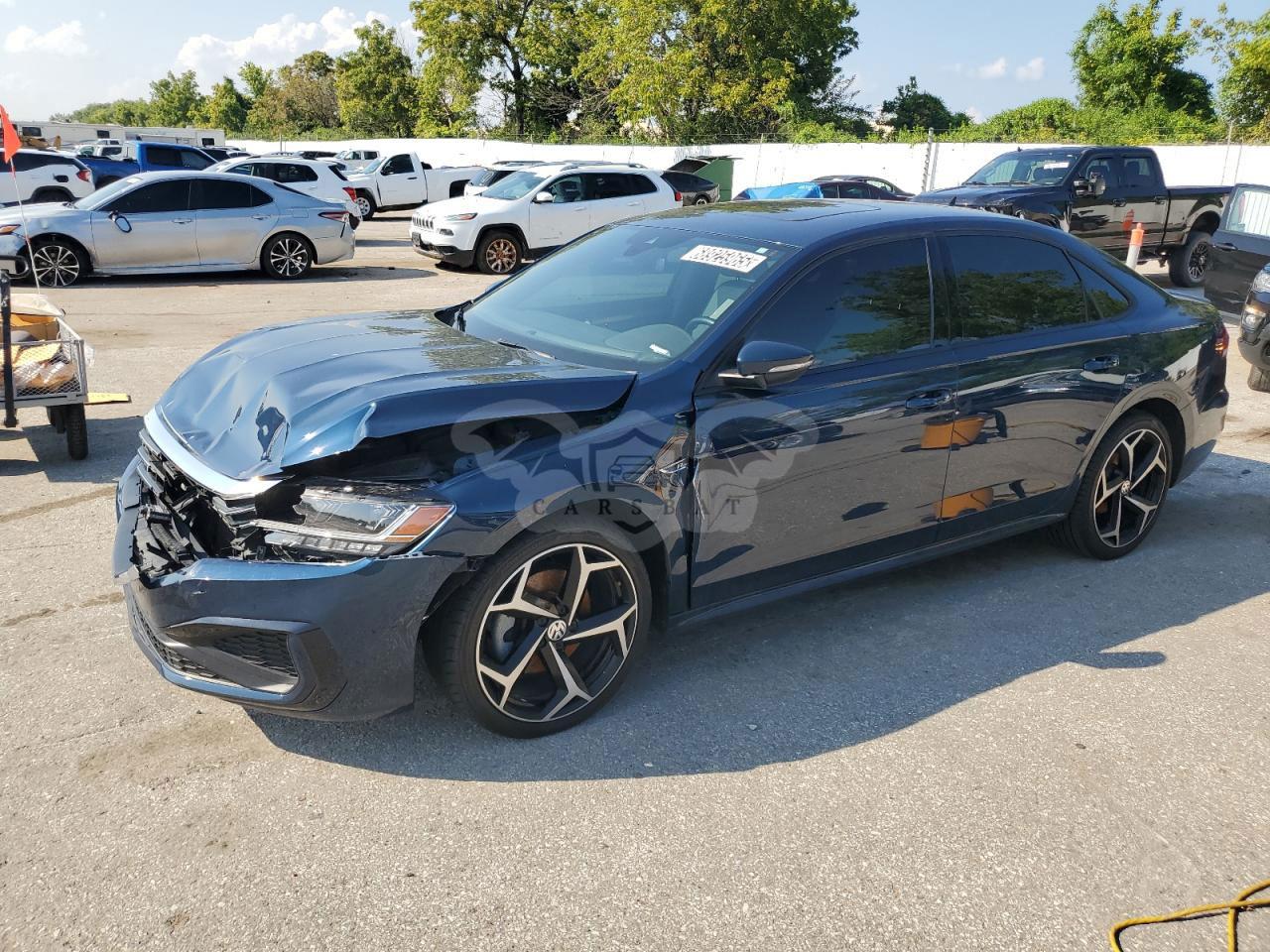 Volkswagen Passat R-LINE 2.0L  4 2021