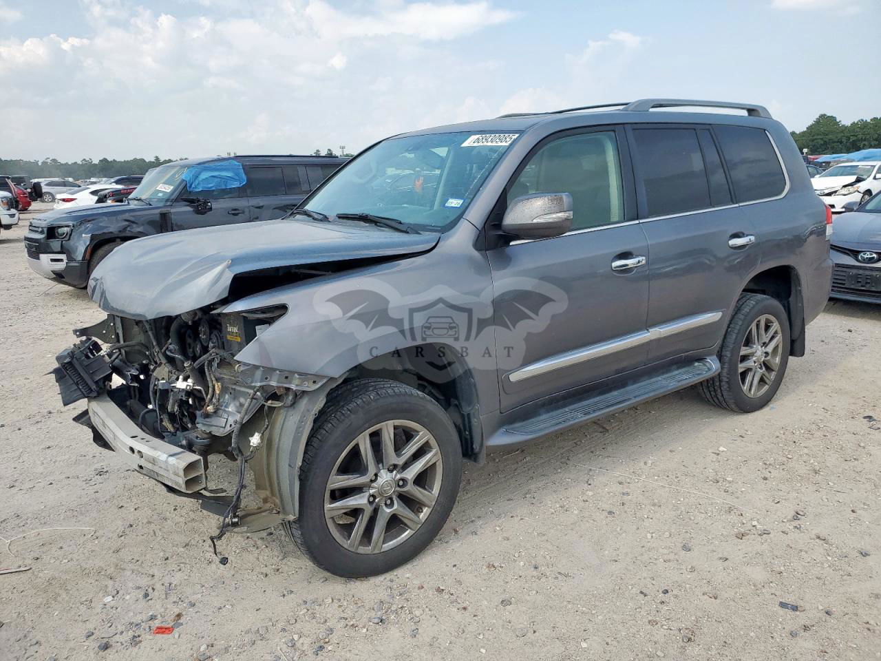 Lexus LX 570 5.7L  8 2013