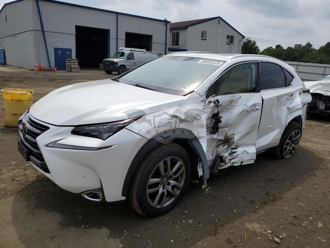Lexus NX 200T BASE 2.0L  4 2016