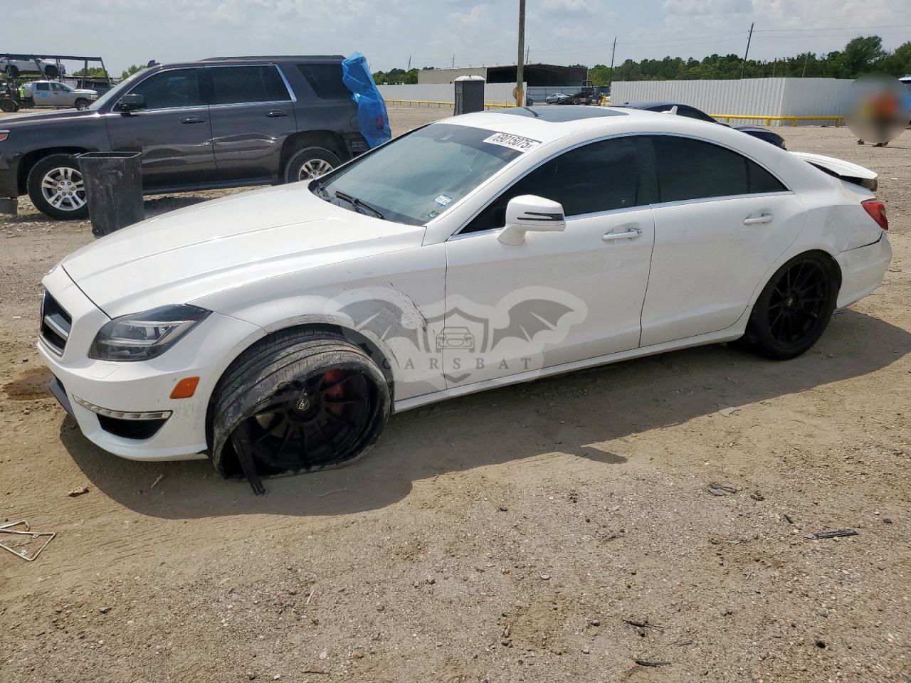 Mercedes-Benz CLS 63 AMG 5.5L  8 2013
