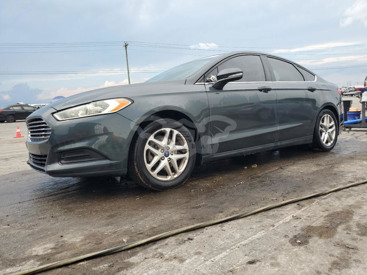 Ford Fusion SE 2.5L  4 2015